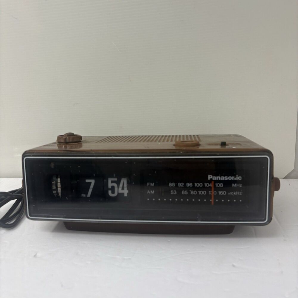 Untested Parts Panasonic RC-6030 Flip Clock AM FM Radio Groundhog Day Faux wood